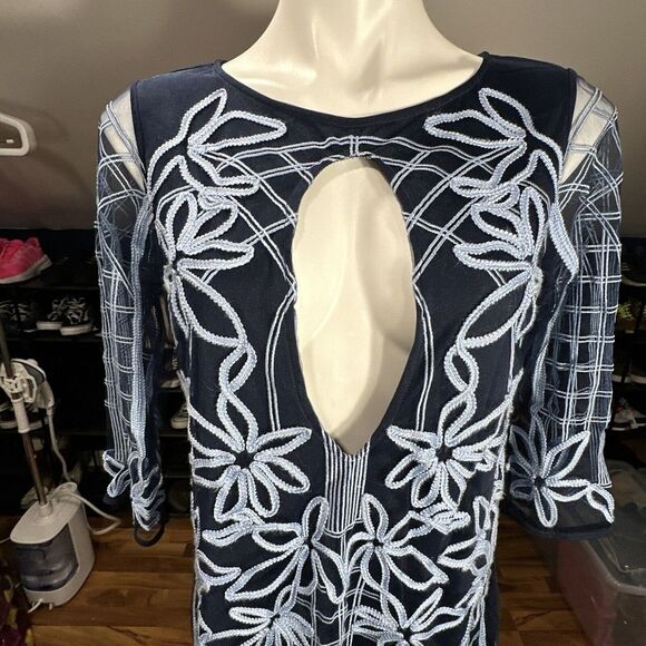 BELLE BADGLEY MISCHKA Women's Navy Blue & Light Blue Sheath Appliqué Dress SZ 8 - Picture 3 of 8